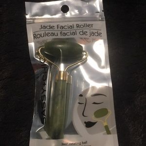 Jade facial roller